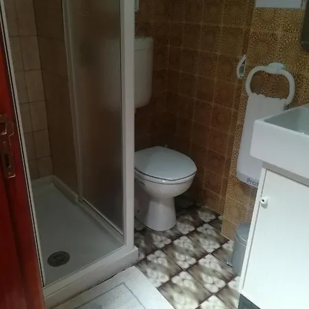 Quartos Da Пениши